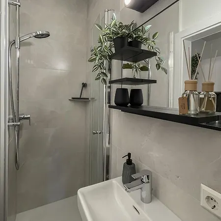 Schoene Altbauwohnung Mitten In Der Altstadt Appartement *